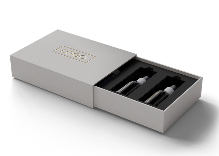 Verpackung mit eingelegtem Produkt und präziser Innenaufteilung