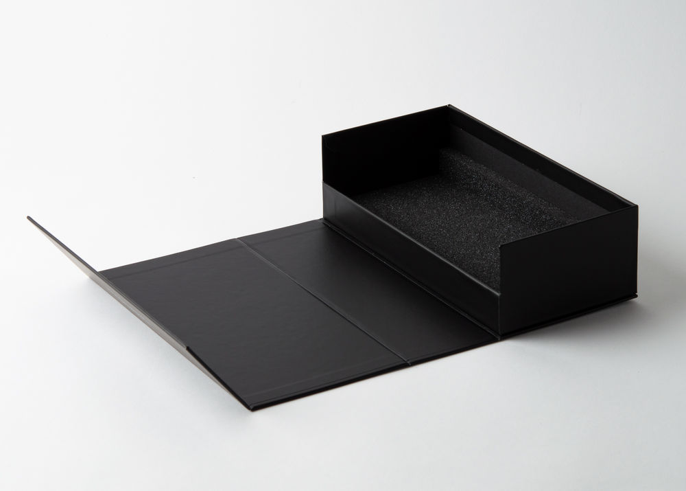 Flexible Konstruktion für eine personalisierte Magnetschachtel