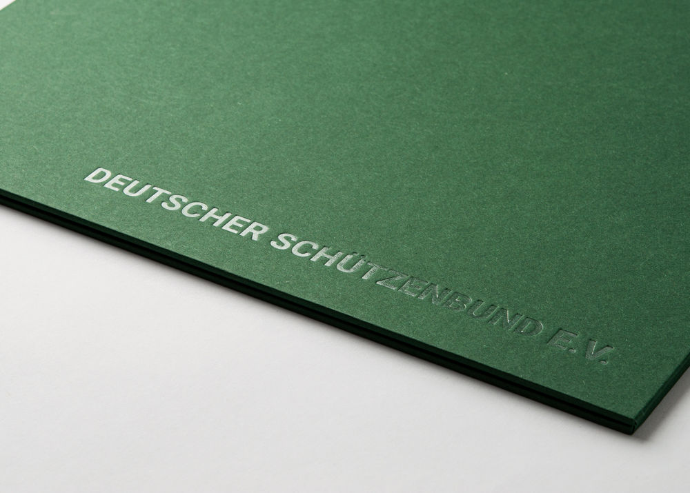 Individuell geprägte Urkundenmappe für Verbandsauszeichnungen